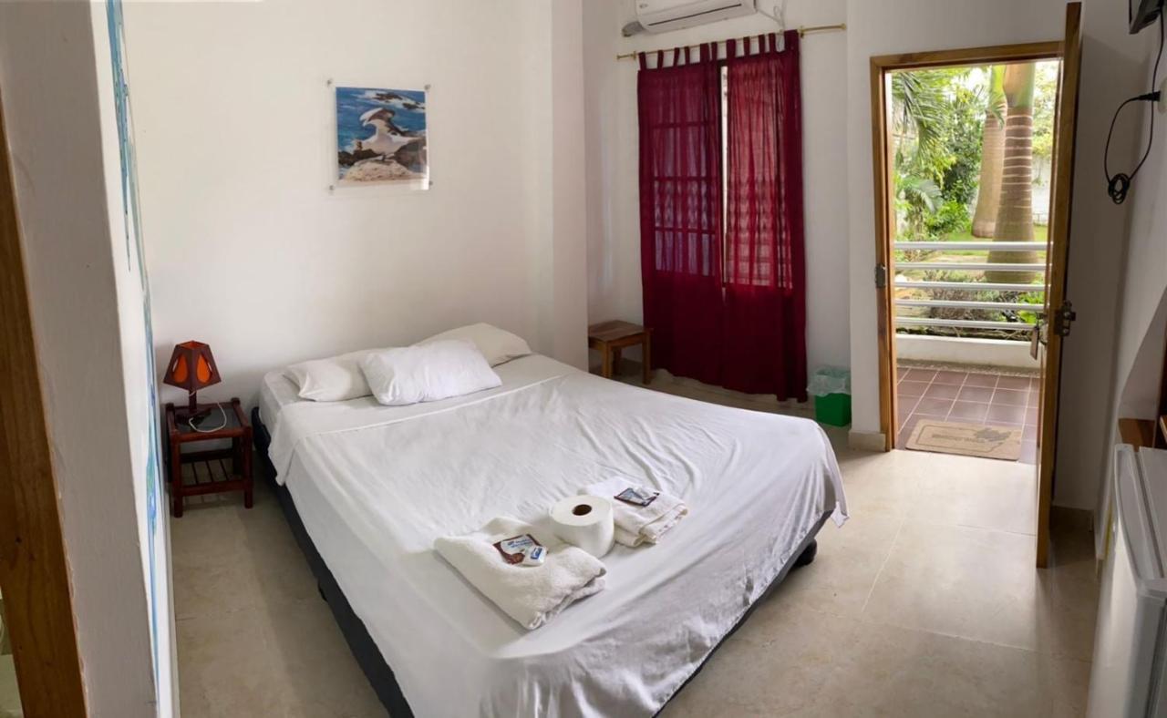 Haus Quentin Hotel Puerto Lopez Exterior photo