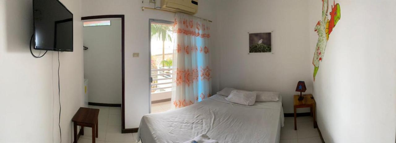 Haus Quentin Hotel Puerto Lopez Exterior photo