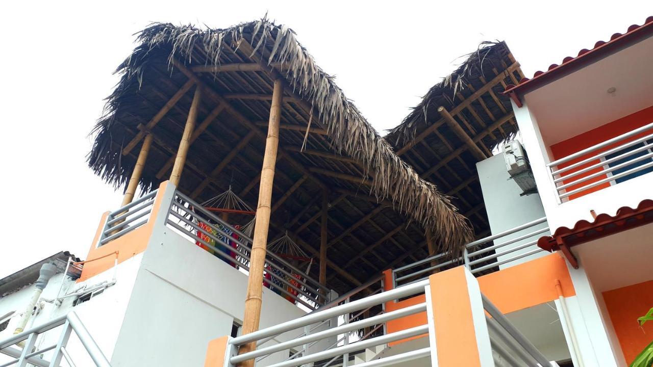 Haus Quentin Hotel Puerto Lopez Exterior photo